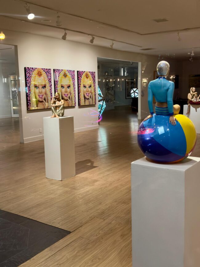 MaMà Dots presso la galleria Melissa Morgan Fine Art a Los Angeles