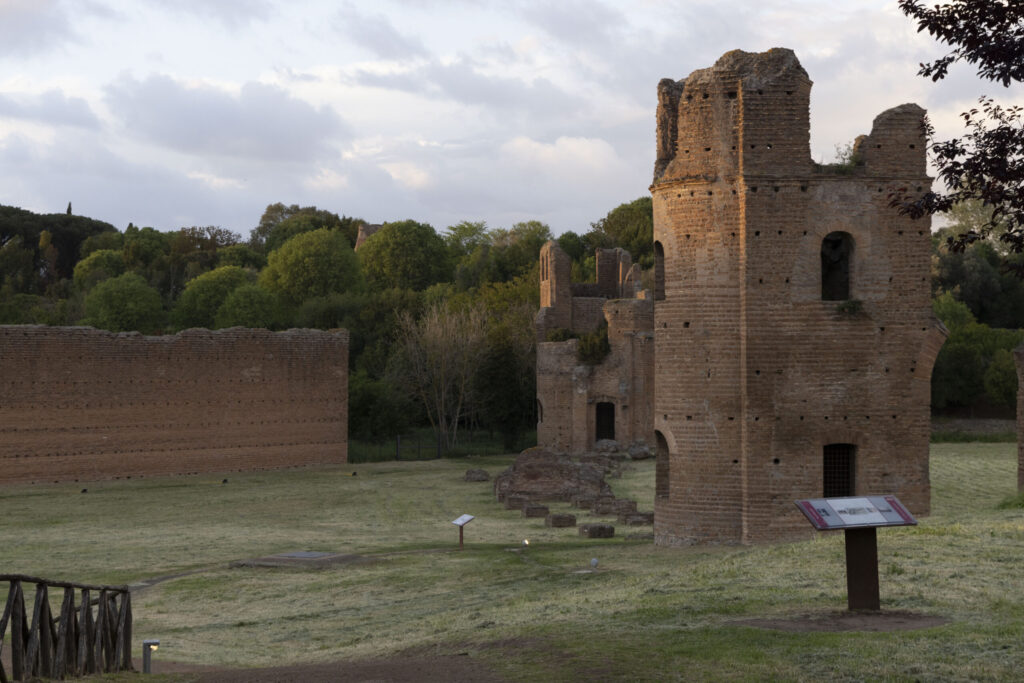 Visite serali alla Villa di Massenzio