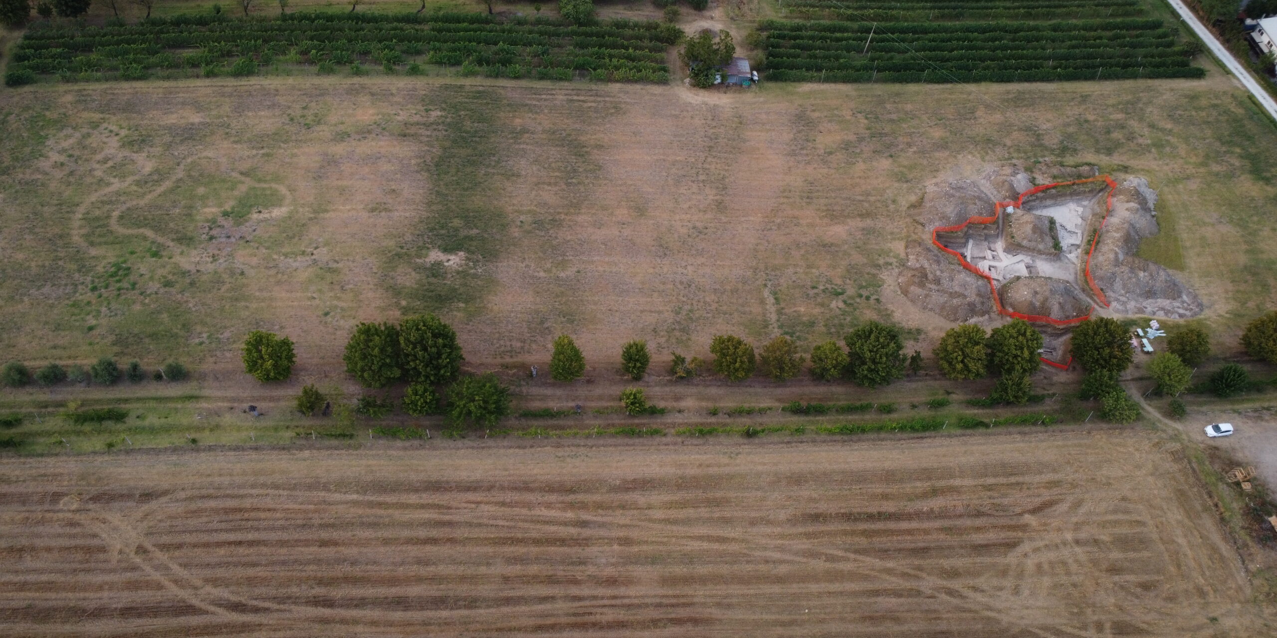 Villa romana di Fiumana: foto da drone del sito archelogic.JPG Villa romana di Fiumana: foto da drone del sito archelogico Crediti Università di Parma