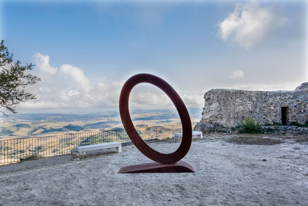 Monumenta. Arte in cantiere: le grandi sculture del Novecento tra restauro e valorizzazione