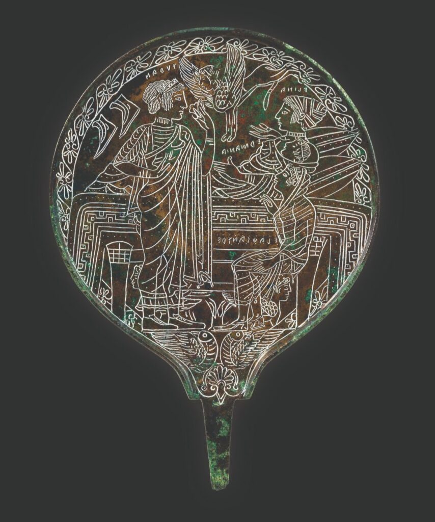 Etruschi. Artisti e artigiani: in mostra a Bolzano uno specchio di 2.500 anni fa