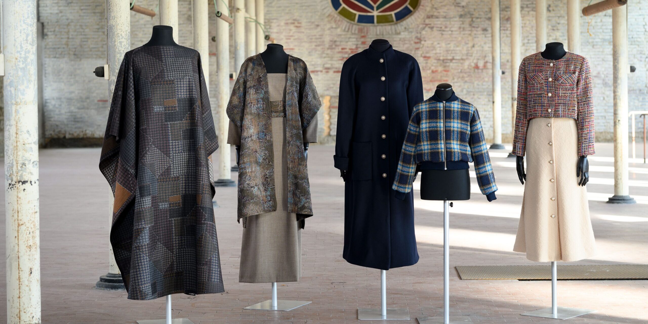Mostra ‘Omaggio a Walter Albini’ – Gli abiti realizzati ad hoc dall’Ufficio Stile di Balli il Lanificio (1) (1) Mostra 'Omaggio a Walter Albini' - Gli abiti realizzati ad hoc dall'Ufficio Stile di Balli il Lanificio