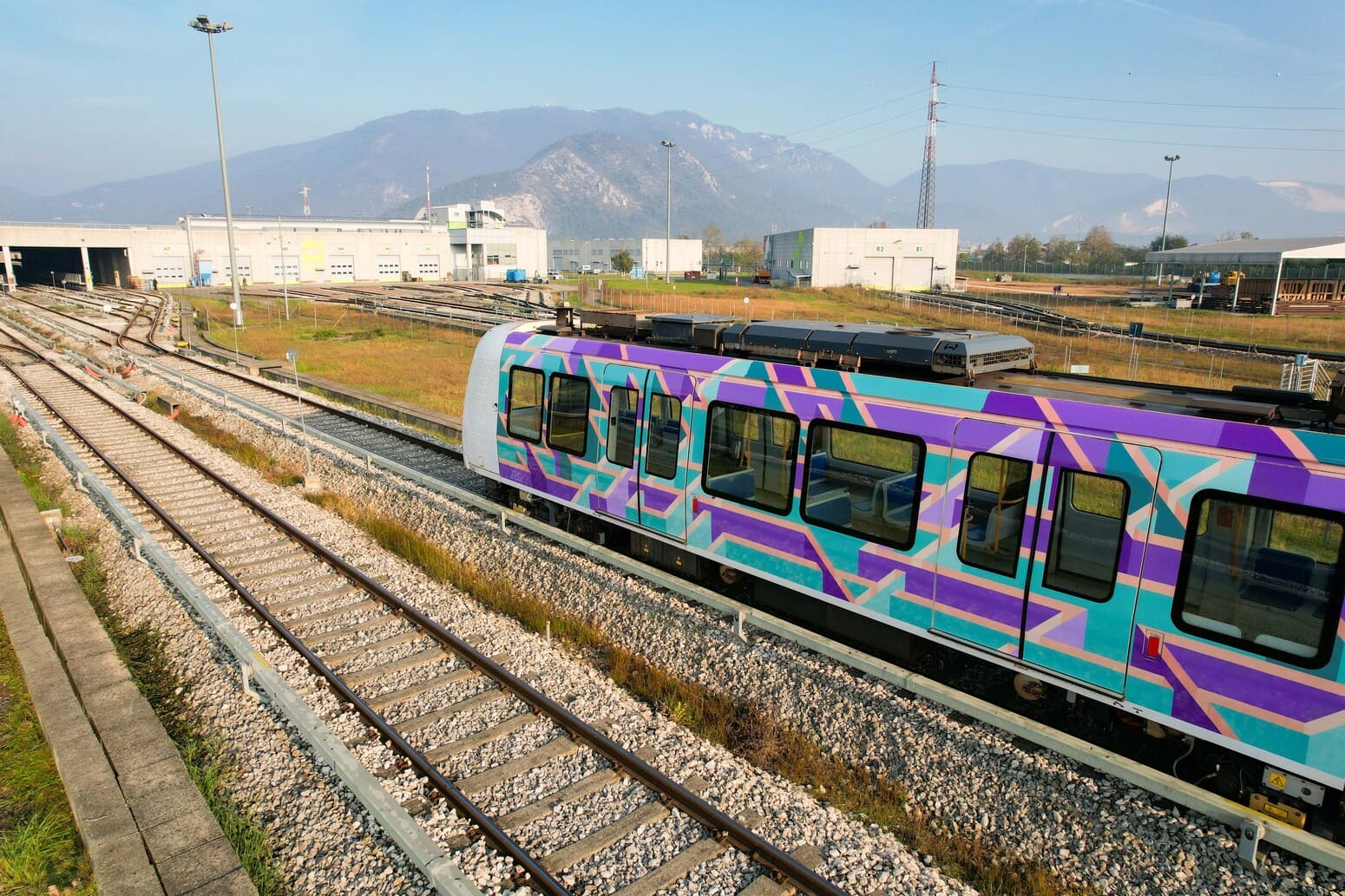 Il treno parte del progetto Yarda di Joys