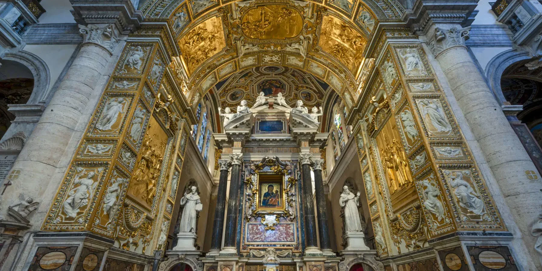 basilica-santa-maria-del-popolo Arcone all’interno di Santa Maria del Popolo ©Soprintendenza speciale Roma