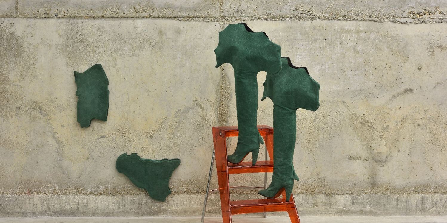 Cinzia Ruggeri, "Stivali Italia (Italy Boots)", 1986, Courtesy Archivio Cinzia Ruggeri, Milan