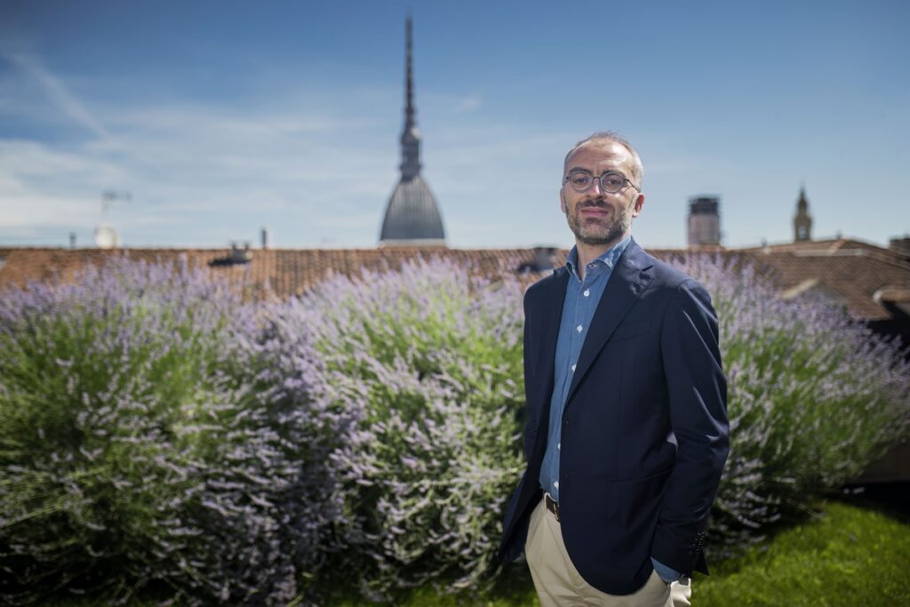 Luigi Fassi confermato direttore di Artissima per il biennio 2025-2026