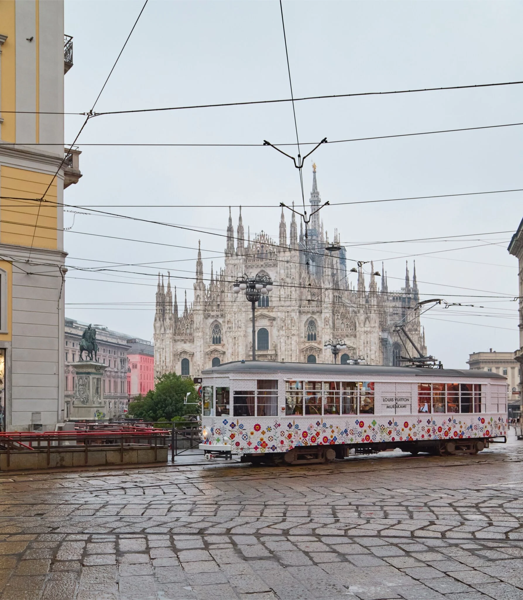 Louis Vuitton x Murakami a Milano Courtesy photo Louis Vuitton