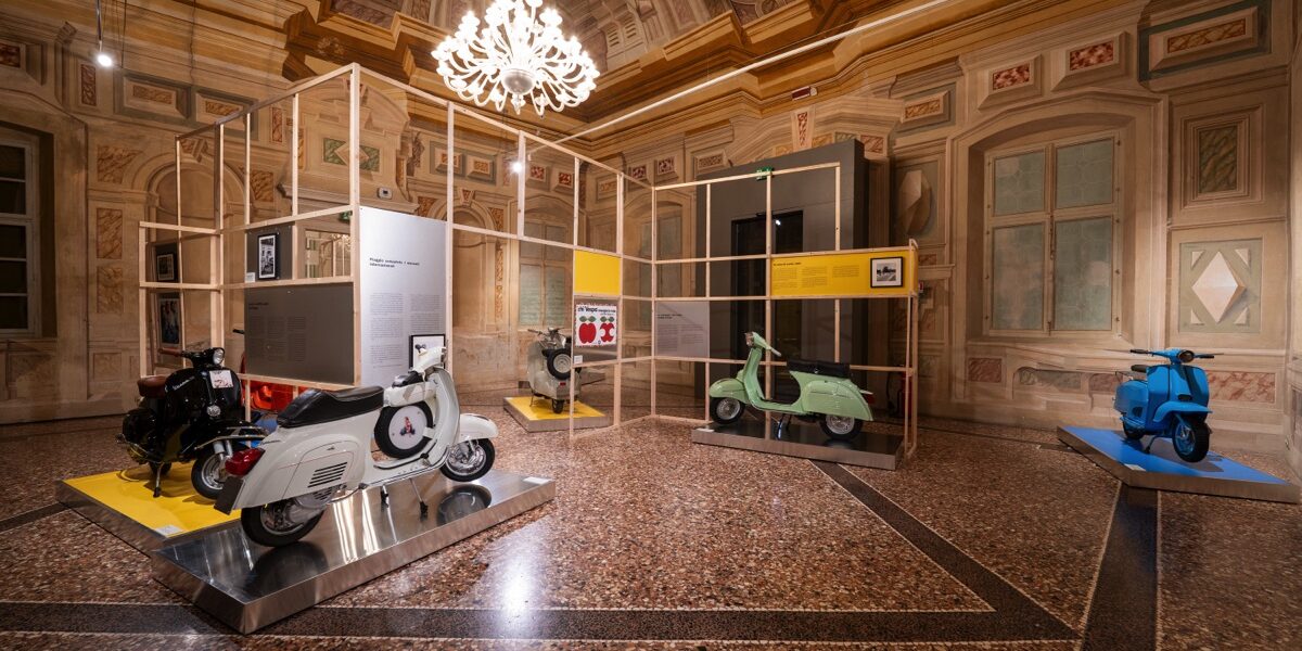Omar Breda, Scooter Italia - allestimento a Villa Manin