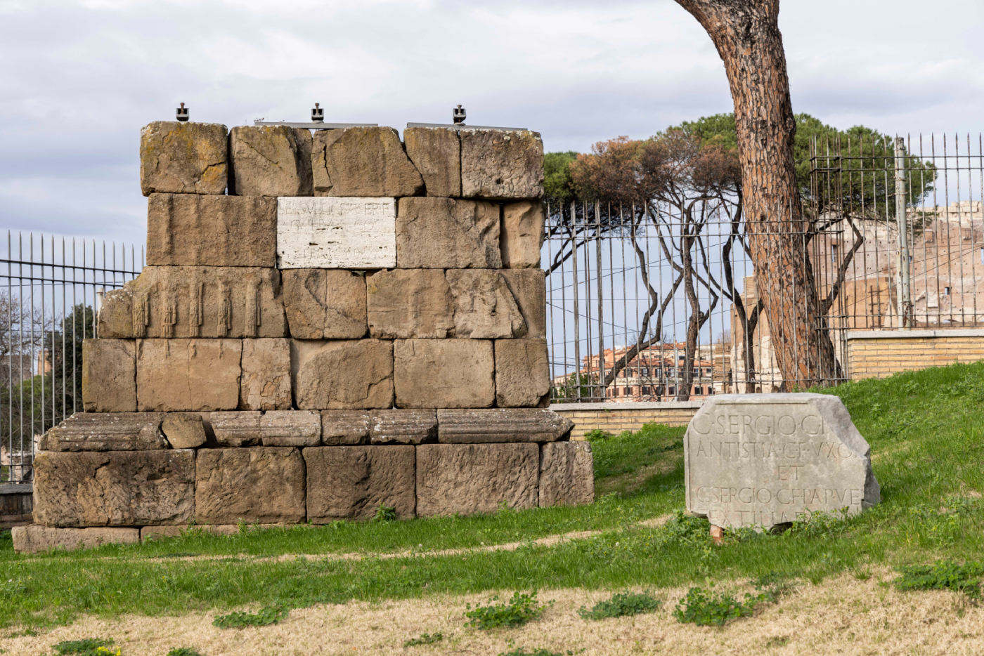 Parco Archeologico del Celio, Sepolcro di Sulpicio Galba dagli scavi del quartiere Testaccio