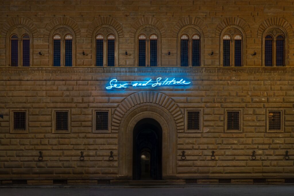 Tracey Emin a Palazzo Strozzi: un corpo a corpo con l’intimità