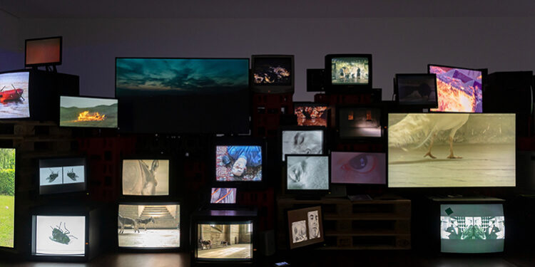 Douglas Gordon © Studio lost but found/VG Bild-Kunst, Bonn, Germany / SIAE 2025 Photo: Lucy Dawkins. Courtesy Gagosian