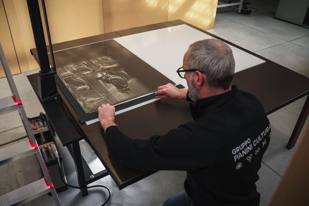 I Giganti di vetro: restauro e digitalizzazione delle lastre fotografiche degli Archivi Alinari