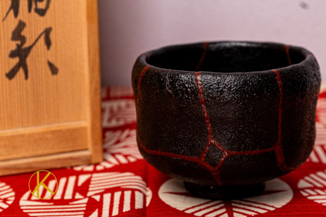 Kintsugi, l’arte di guarire le ferite (1) Kintsugi, l'arte di guarire le ferite