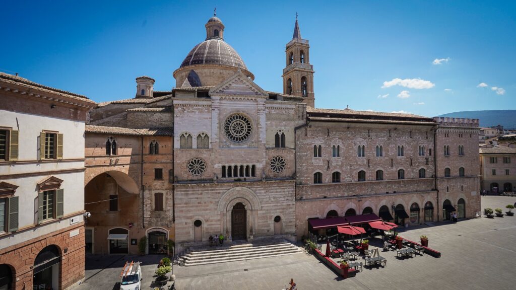 Le Giornate Dantesche di Foligno 2025: letteratura, storia e arte contemporanea