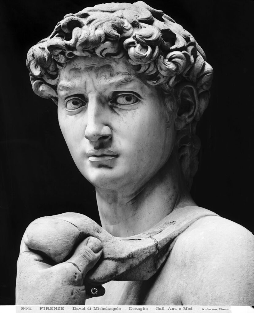 CARMI di Carrara: Michelangelo tra marmo e fotografia negli Archivi Alinari