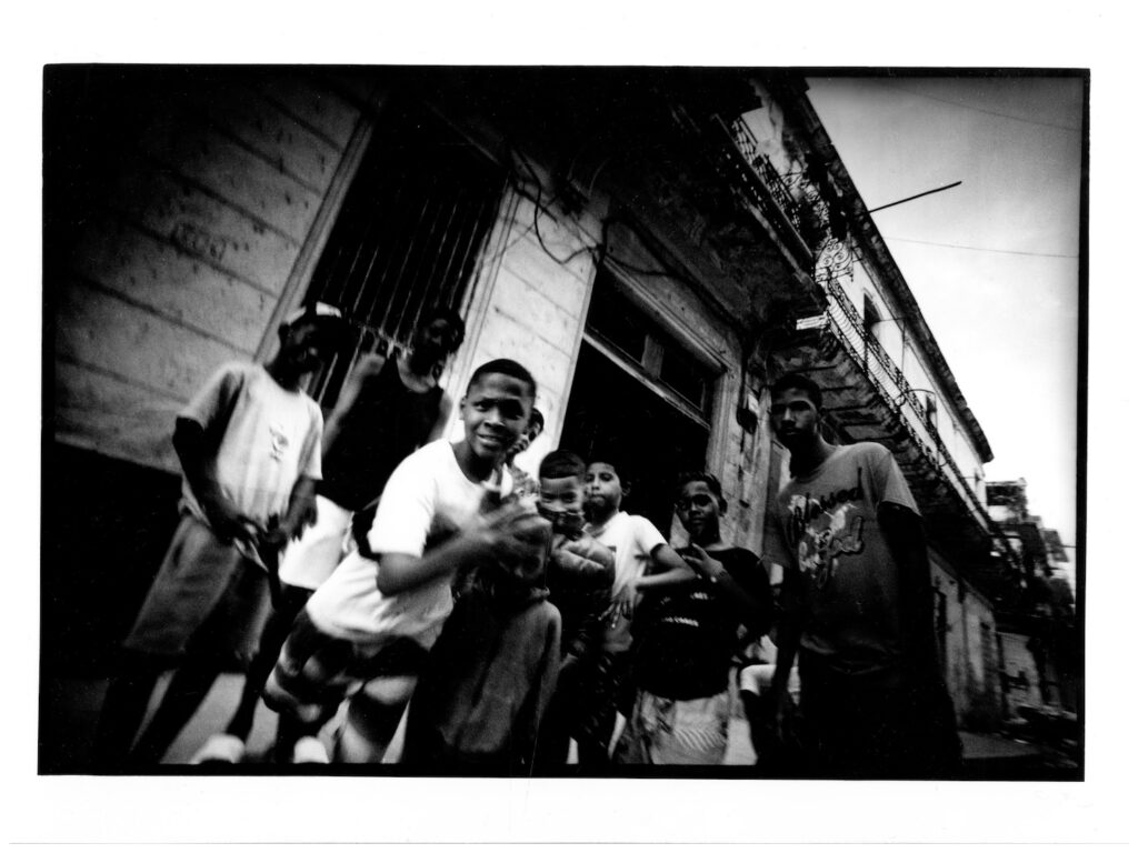 Habanarquia. L’Avana secondo Giovanni Stella, tra anarchia e poesia fotografica