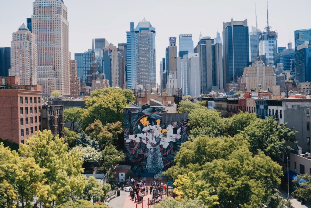 “Botanic Pulse” di Fabio Petani: arte pubblica e sostenibilità nel cuore di Manhattan