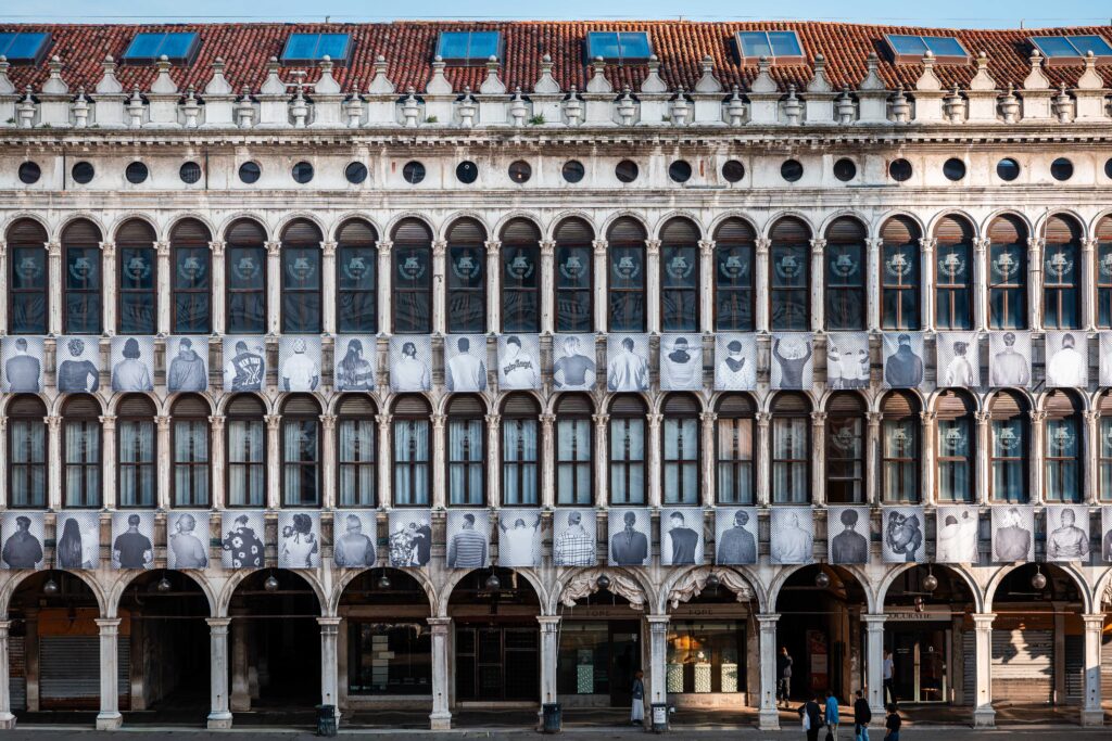 Dreams in Transit: i sogni dei migranti conquistano Piazza San Marco
