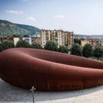 Napoli: Anish Kapoor firma la nuova stazione di Monte Sant’Angelo