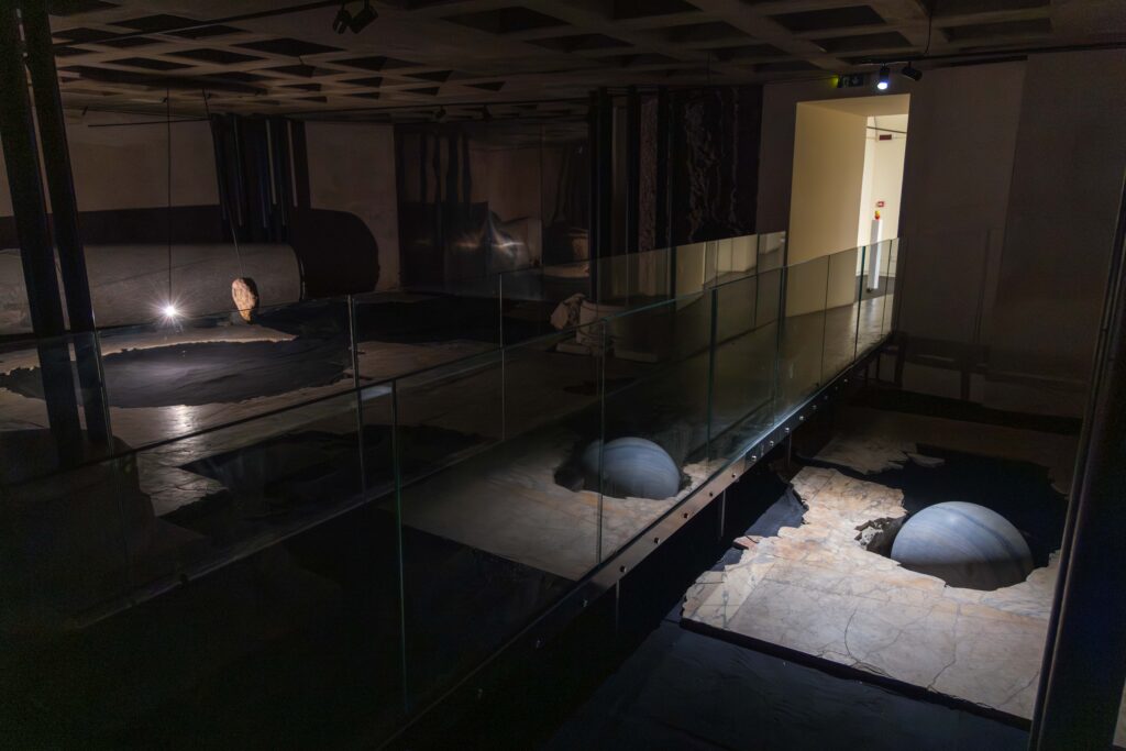 INFRASUPRA di Alicja Kwade inaugura la quinta stagione di Forof di Giovanna Caruso Fendi