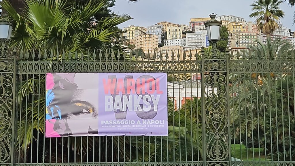 Warhol contro Banksy: a Napoli il duello (simbolico) tra due giganti