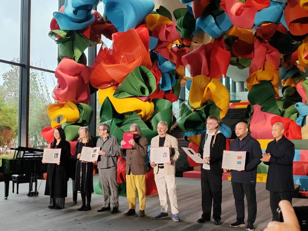 Dentro “Pulse of Life”, la Biennale di Chengdu che misura la città attraverso l’energia