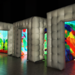 Milano, l’arte immersiva di Maria Cristina Finucci per raccontare la crisi degli oceani