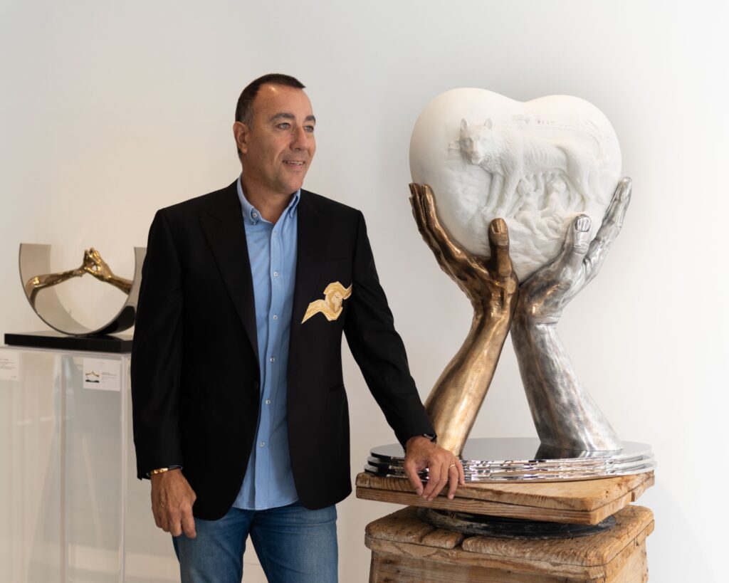 Lorenzo Quinn: «Roma è una città che non ti lascia mai. E io vorrei regalarle una scultura pubblica»